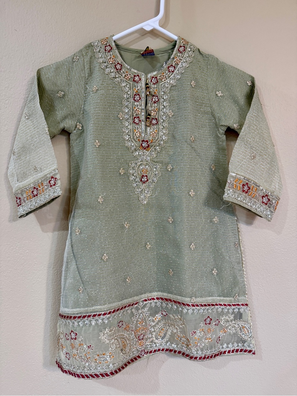 NWT Girls Pakistani Dress Top Size 26 or Ages 5-7